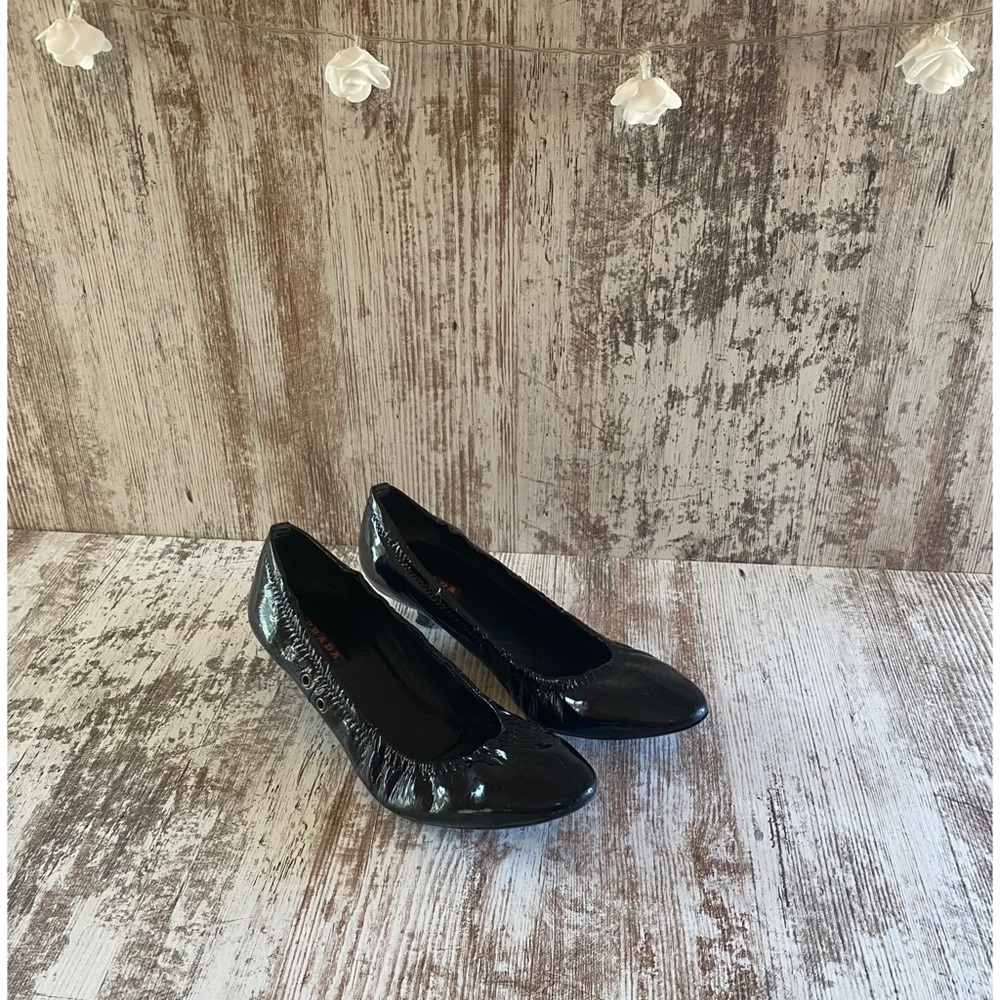 🎉 Host Pick 🎉 Prada kitten heels